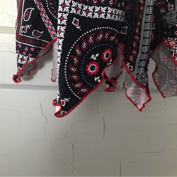 Fresh from Laurie’s closet - Picture 4 of 7